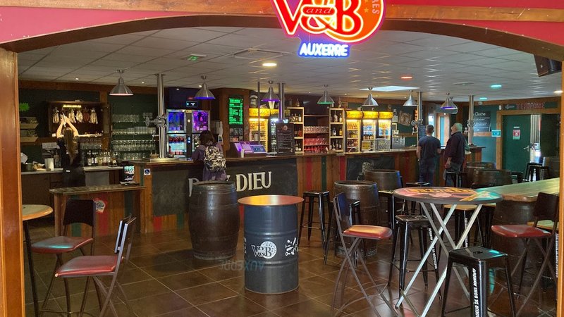 Le VandB